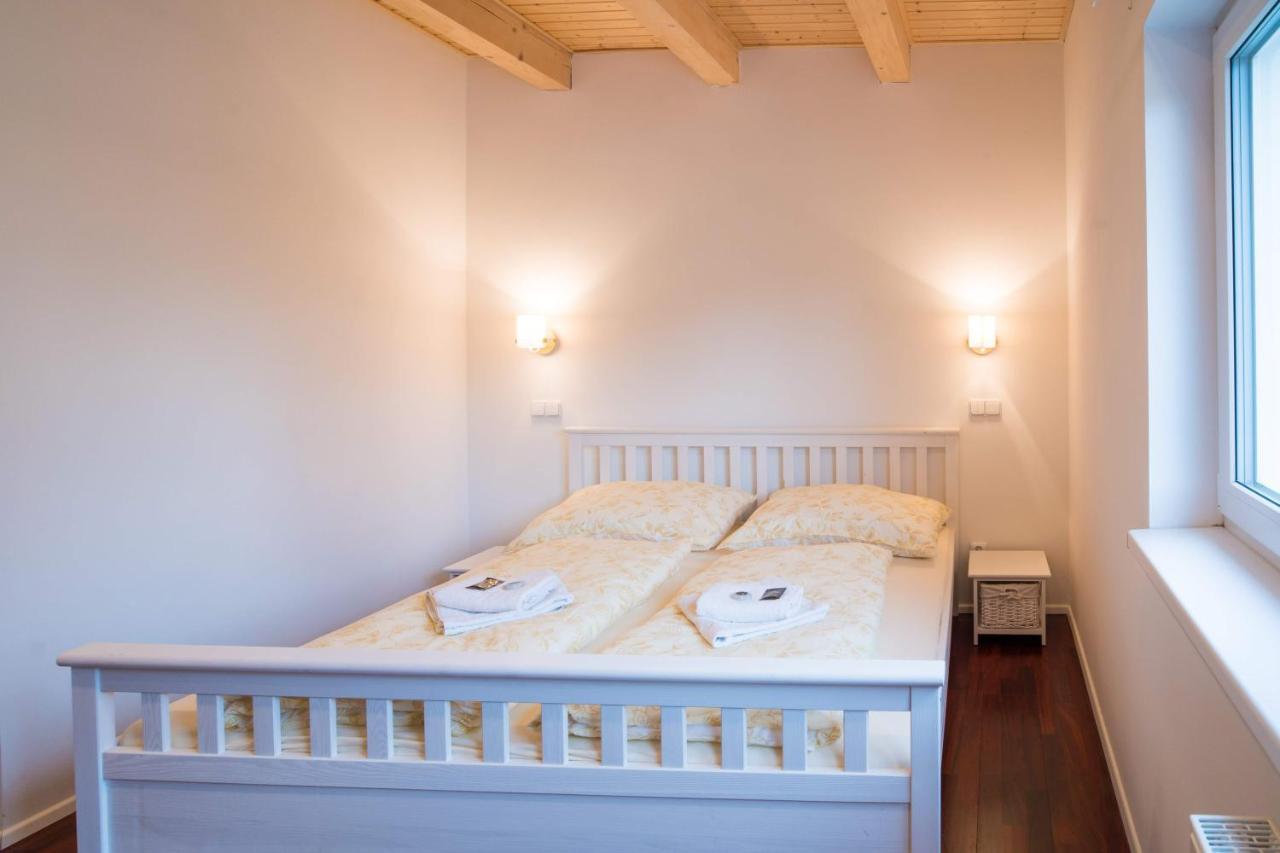 Apartmany Habanska, Cely Dum Pouzdrany 외부 사진