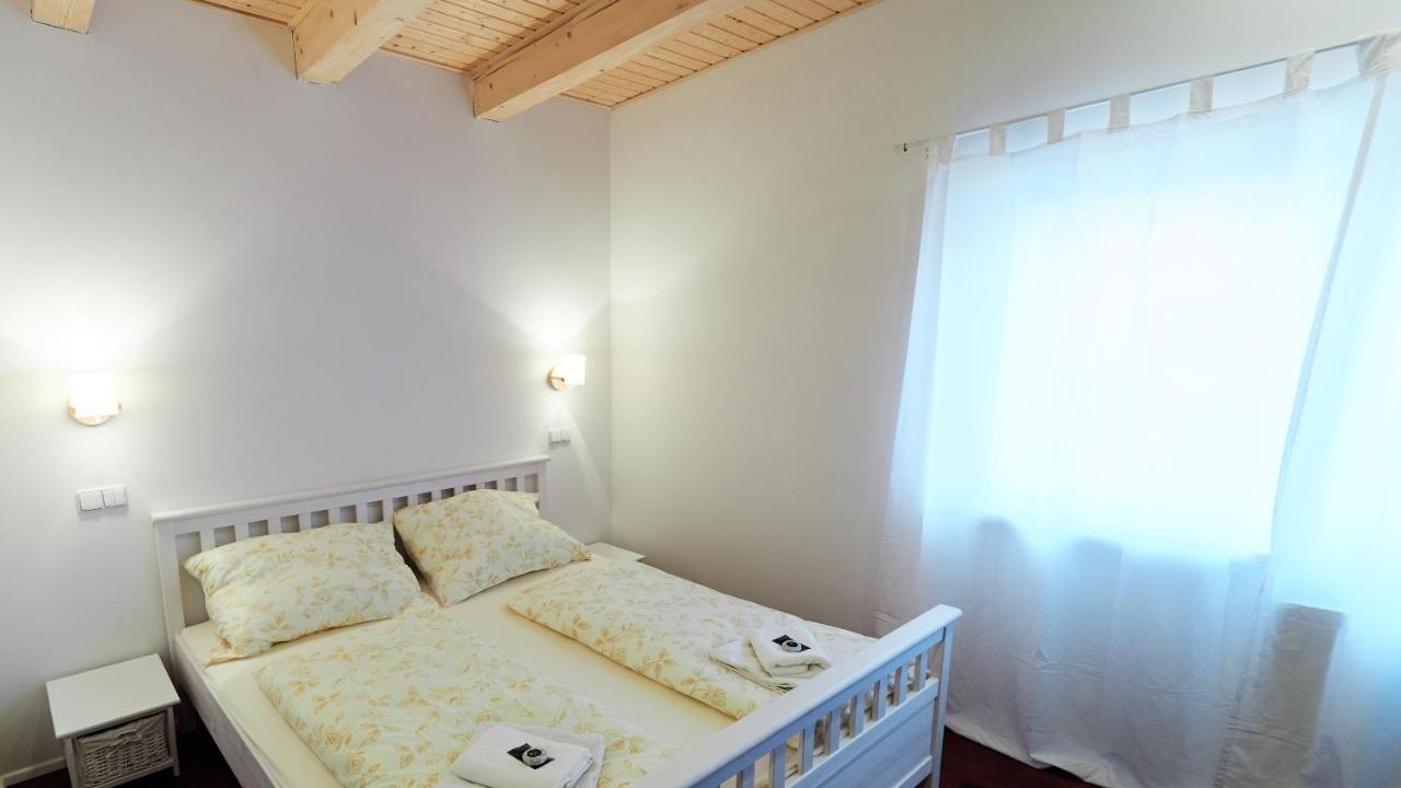 Apartmany Habanska, Cely Dum Pouzdrany 외부 사진